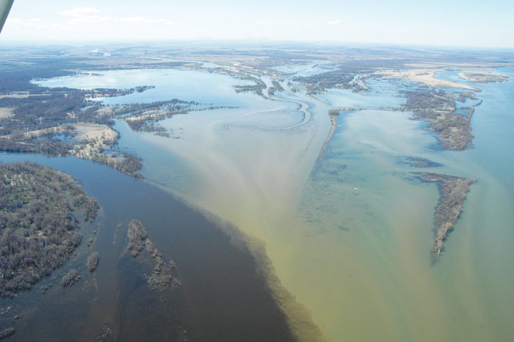 Évaluation économique des impacts des changements climatiques sur les services écosystémiques du lac Saint-Pierre